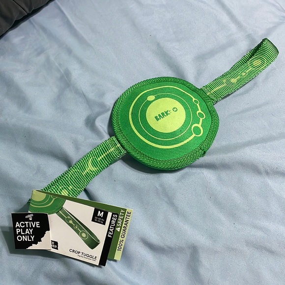 Bark Other - NWT! Bark SuperChewer Crop Tuggle!